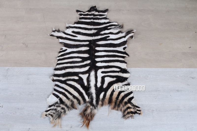 Picture of White ZebraMat/Carpet * Genuine Goat Leather