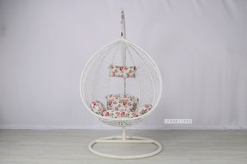 9 Hanging Egg Chair White