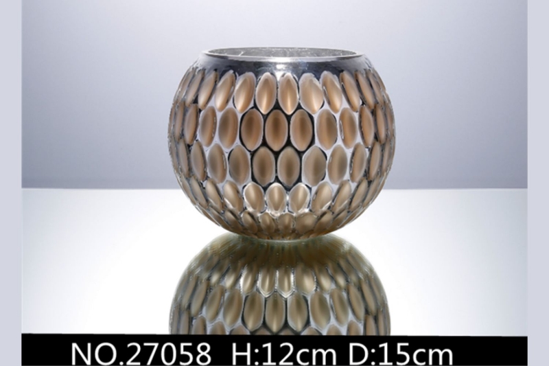 Picture of Small Honeycomb Pot Vase--#27058
