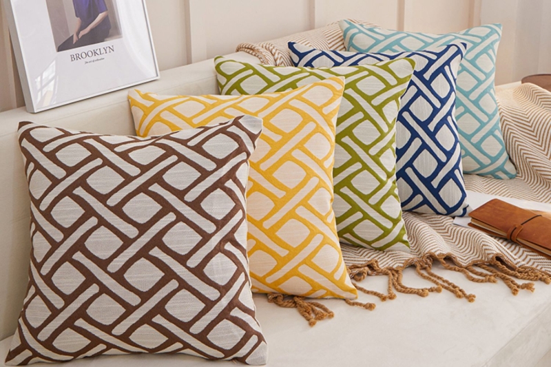 Picture of GEOMETRIC JACQUARD Fabric Pillow Cushion with Inner Assorted 17.5"x17.5"