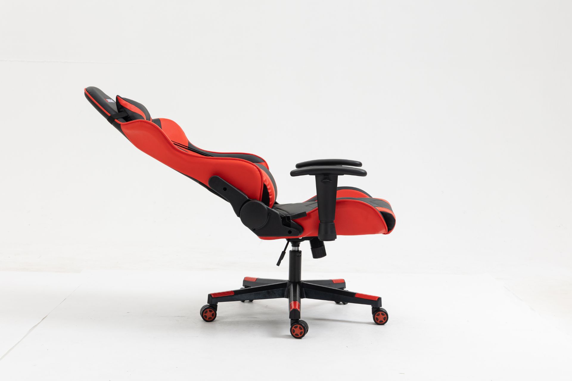 ROCKER Gaming Chair (Red)iFurnitureThe largest furniture store in