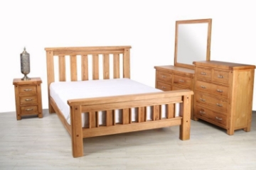 Picture of WESTMINSTER 3PC/5PC Solid Oak Bedroom Combo in Queen/Eastern King Size