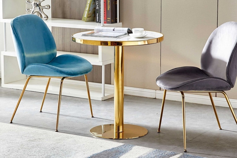 Picture of SYNE Marble Top D31.5" Round Dining Table (Gold)