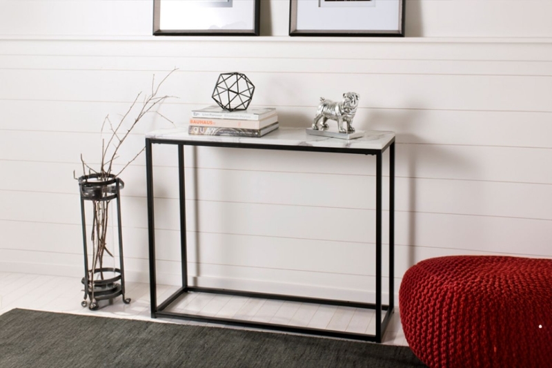 Picture of AYDAN 39.4" Marble Top Console Table (Black)