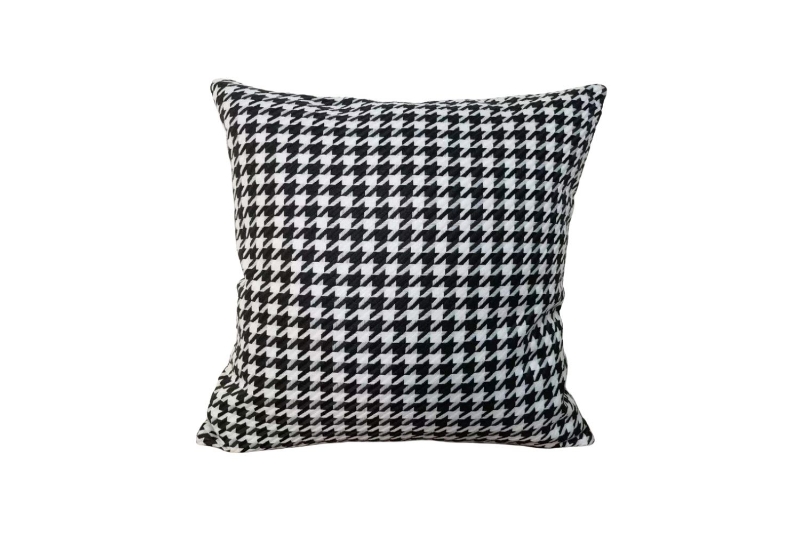 Picture of HOUNDSTOOTH Linen Cushion with Inner (17.7" x 17.7") - Black