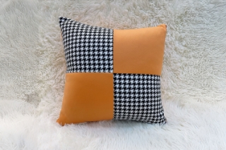 Picture of SQUARE Houndstooth Cushion with Inner (17.7" x 17.7") - Orange