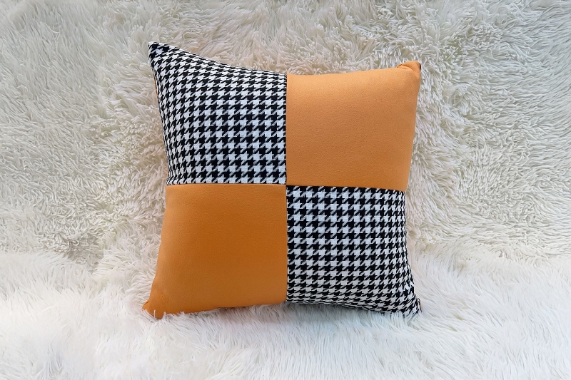 Picture of SQUARE Houndstooth Cushion with Inner (17.7" x 17.7") - Orange
