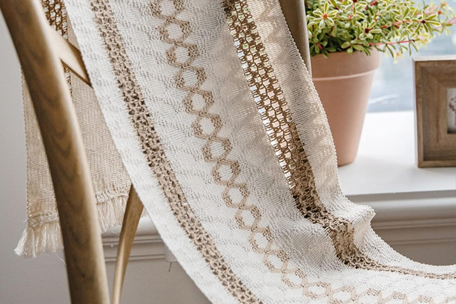 376-005 Jute-Striped Woven Table Runner/Bed Runner with Tassel - 78.5 ...