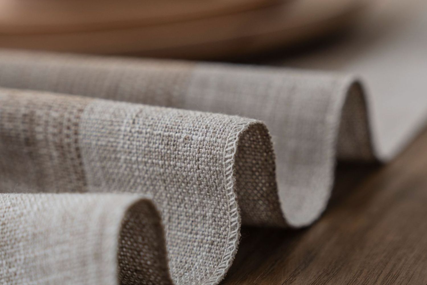 Jacquard Geometric Pattern Table Runner/Bed Runner in 2 Sizes (Light ...