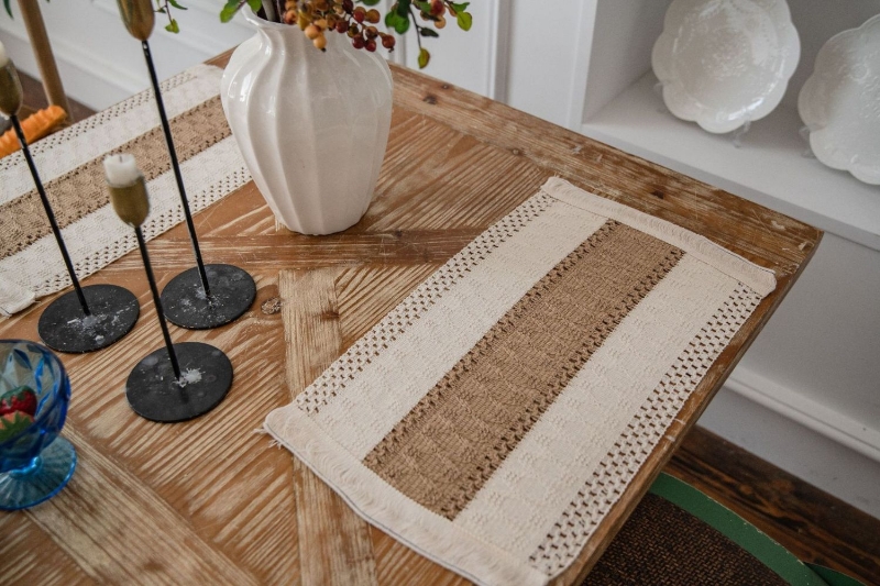 Picture of 376-011 Cotton-Edged Jute Woven Placemat (19.5"x12")