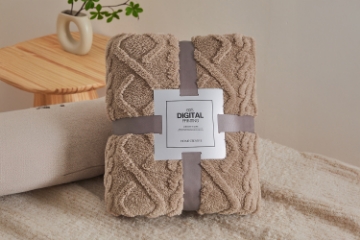 Picture of Soft Jacquard Pattern Blanket Multiple Colours (78.5"x59") - Brown