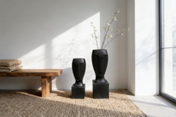 Picture of 352-001/002/003/004 Short/Tall Portrait Flower Pot (Dark/Off White)