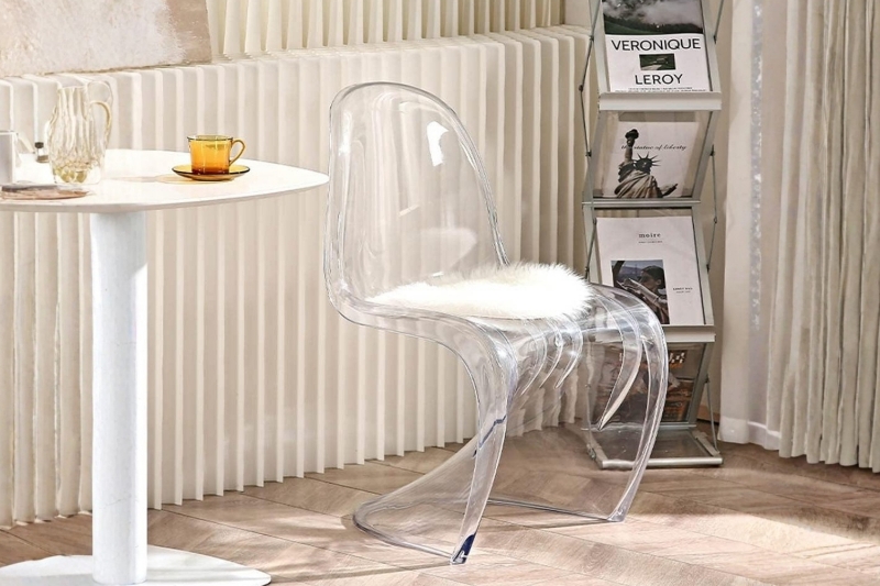 Picture of FLORA Stackable Transparent Panton Chair