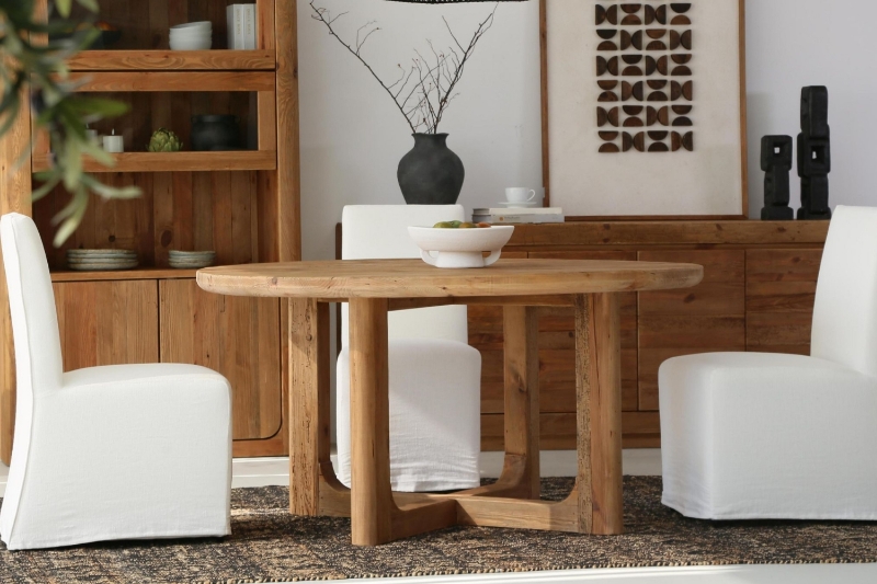 Picture of LUMBER Reclaimed Pine Wood Round Dining Table - D59"